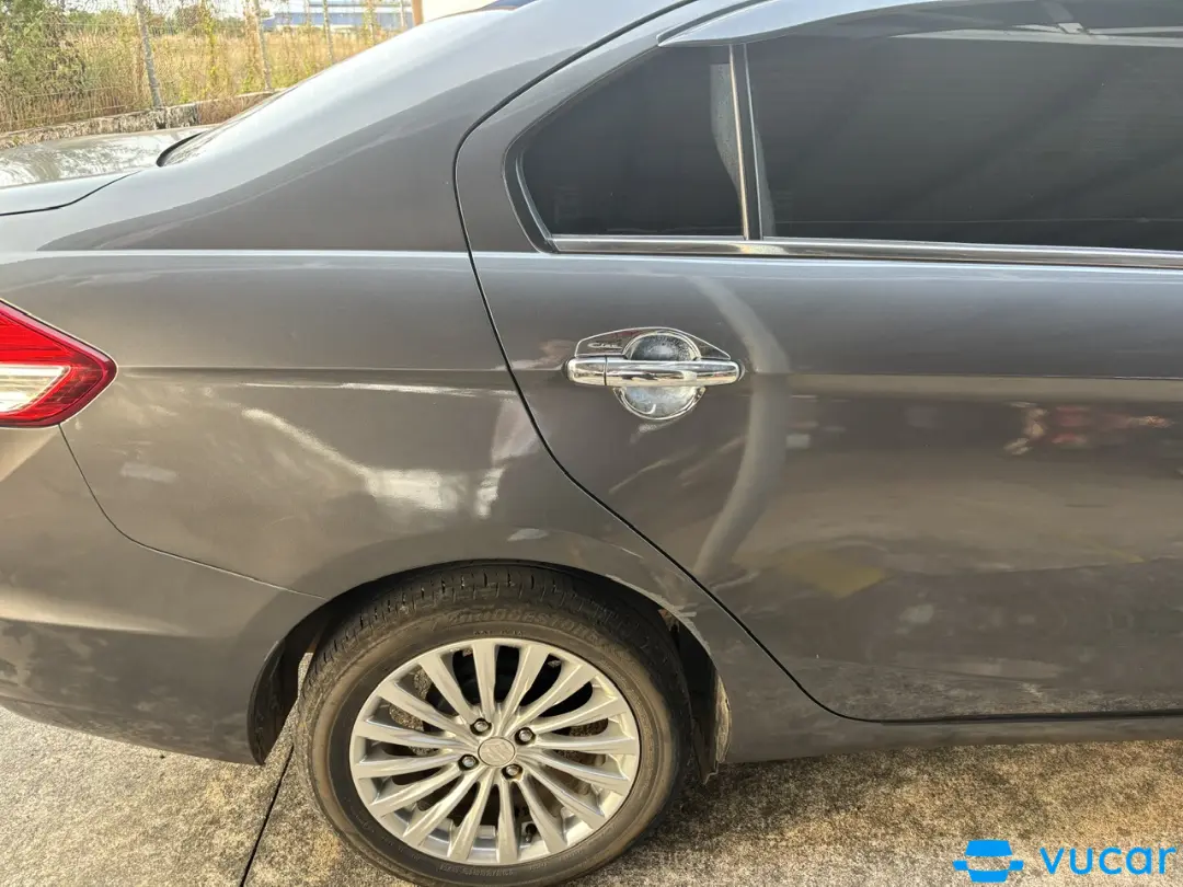 Suzuki Ciaz 1.4 AT 2019 - Ngoại thất 4
