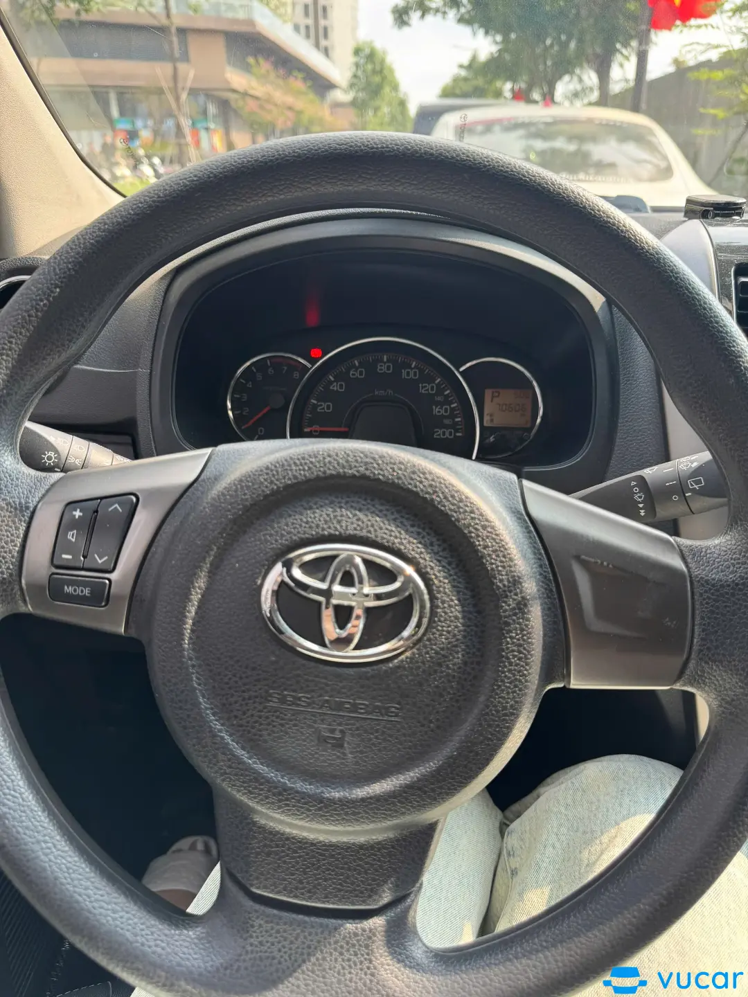 Toyota Wigo 1.2 AT 2021 - Nội thất 4