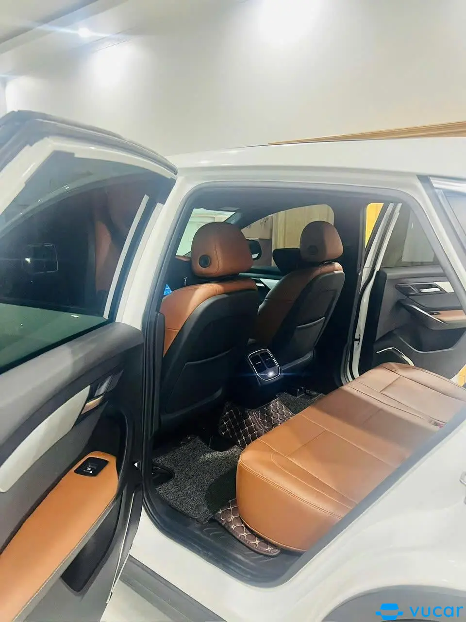 Vinfast Vf8 Plus AWD 2023 - Nội thất 4