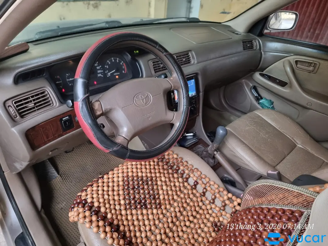 Toyota Camry GLi 2.2 2001 - Nội thất 5