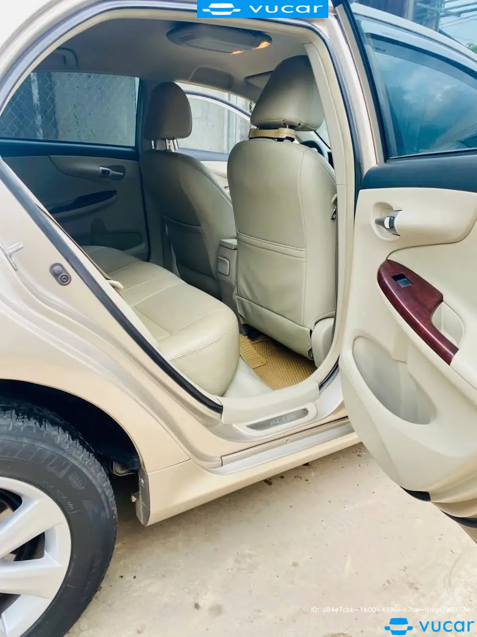 Toyota altis g1.8 at 2011 - Nội thất 6