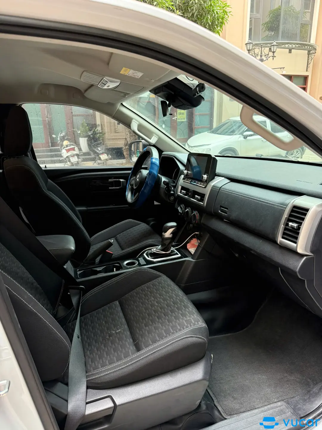 Mitsubishi Triton 4x2 AT 2023 - Nội thất 1