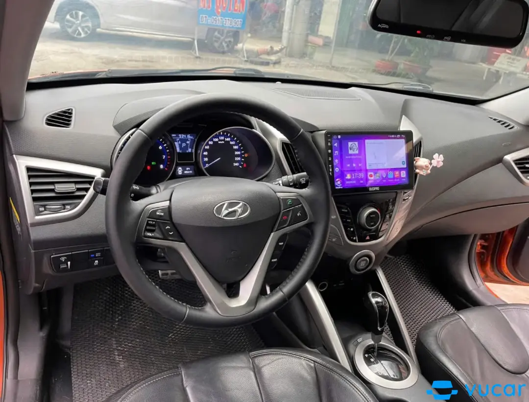 Hyundai Veloster python 2011 - Nội thất 1