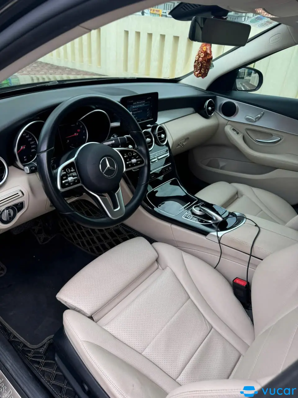 Mercedes C class C180 AMG 2021 - Nội thất 3