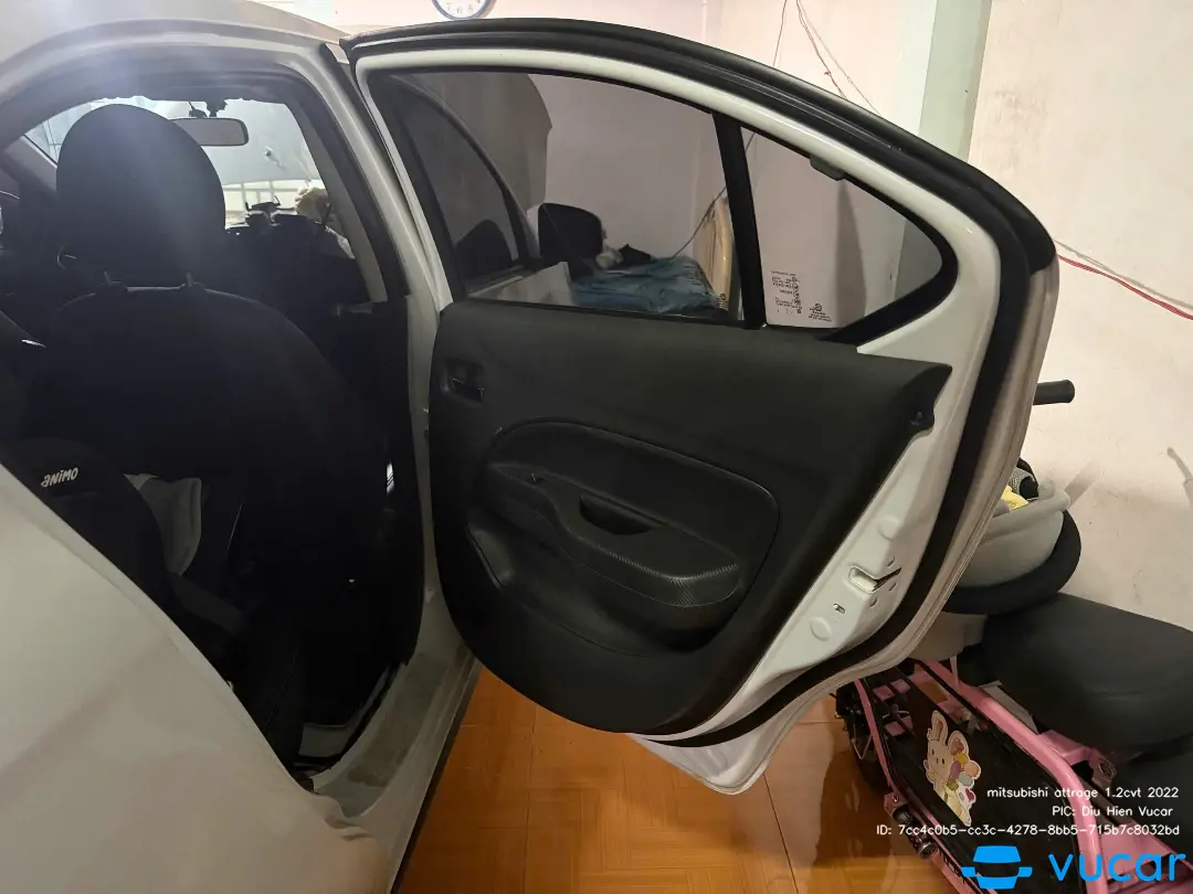 Mitsubishi Attrage Premium 1.2 CVT 2022 - Nội thất 5
