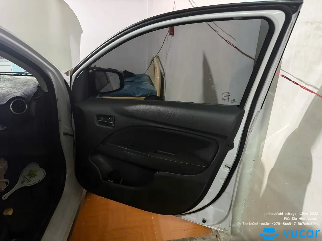 Mitsubishi Attrage Premium 1.2 CVT 2022 - Nội thất 6