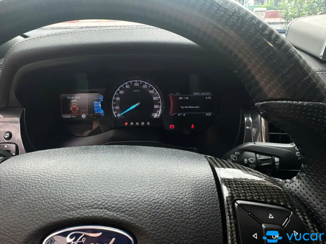 Ford Everest Titanium 2.0L 4x4 AT 2020 - Nội thất 3