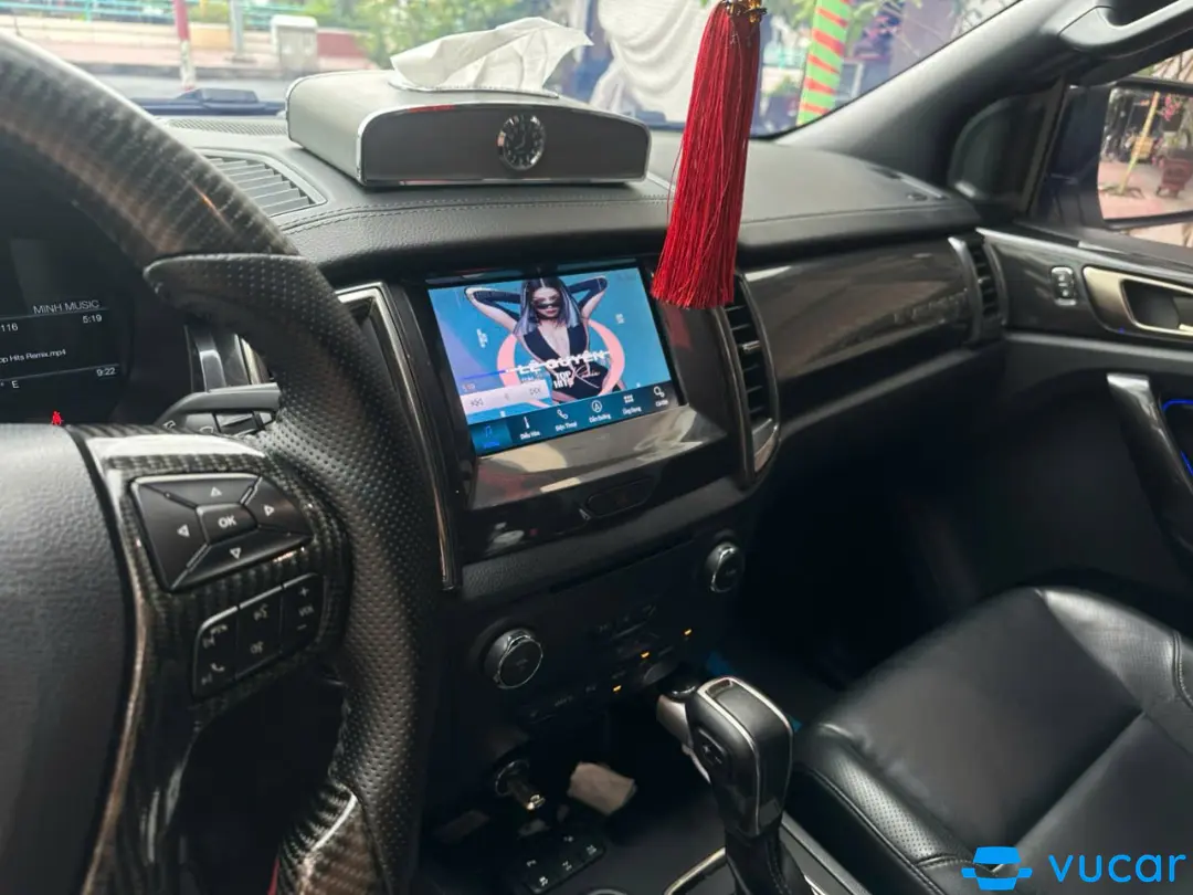 Ford Everest Titanium 2.0L 4x4 AT 2020 - Nội thất 4