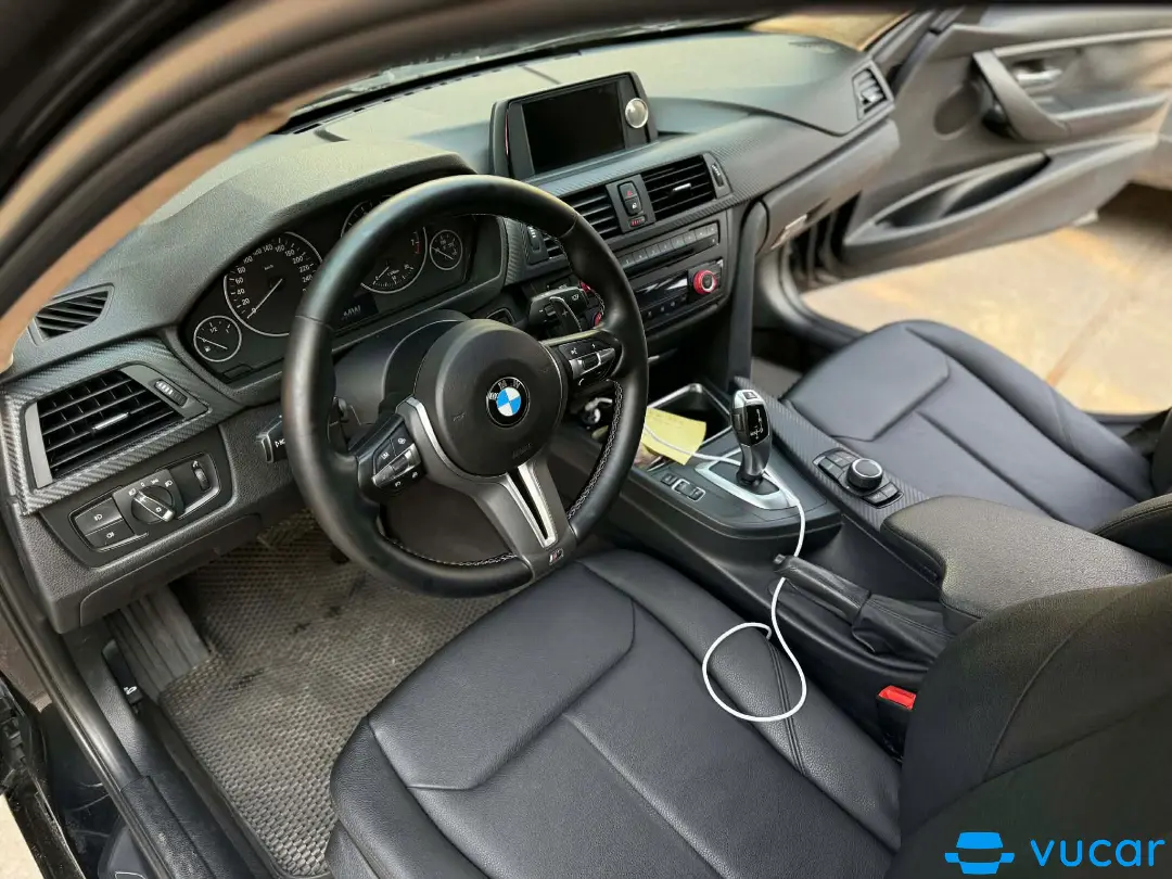 BMW 3 series 320i 2013 - Nội thất 3