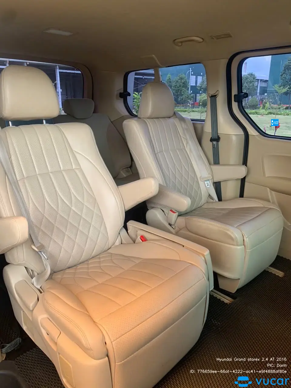 Hyundai Grand starex 2.4 AT 2016 - Nội thất 12