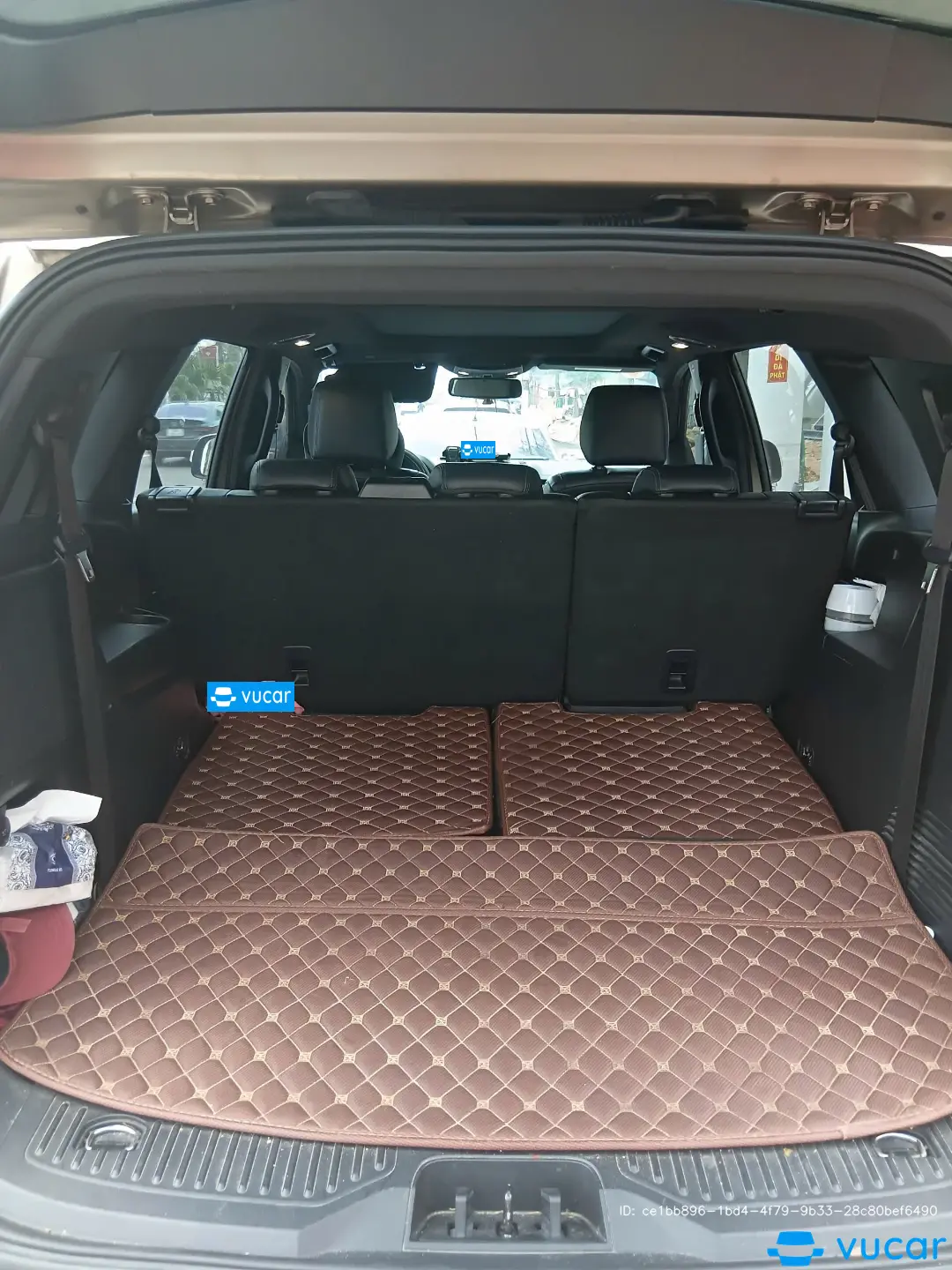 Ford Everest Titanium 2.0L 4x2 AT 2018 - Nội thất 6