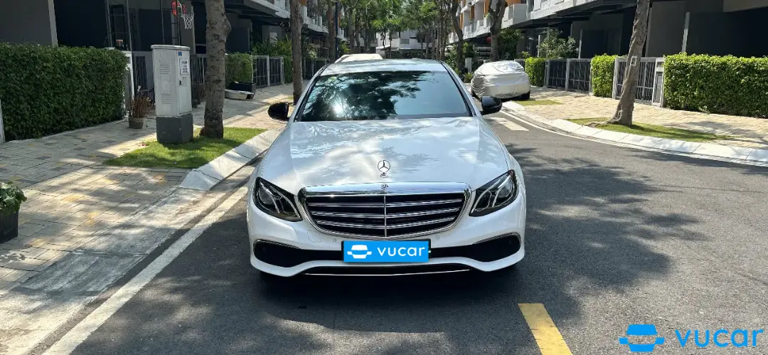 Ảnh xe Mercedes E class 2019 E200 