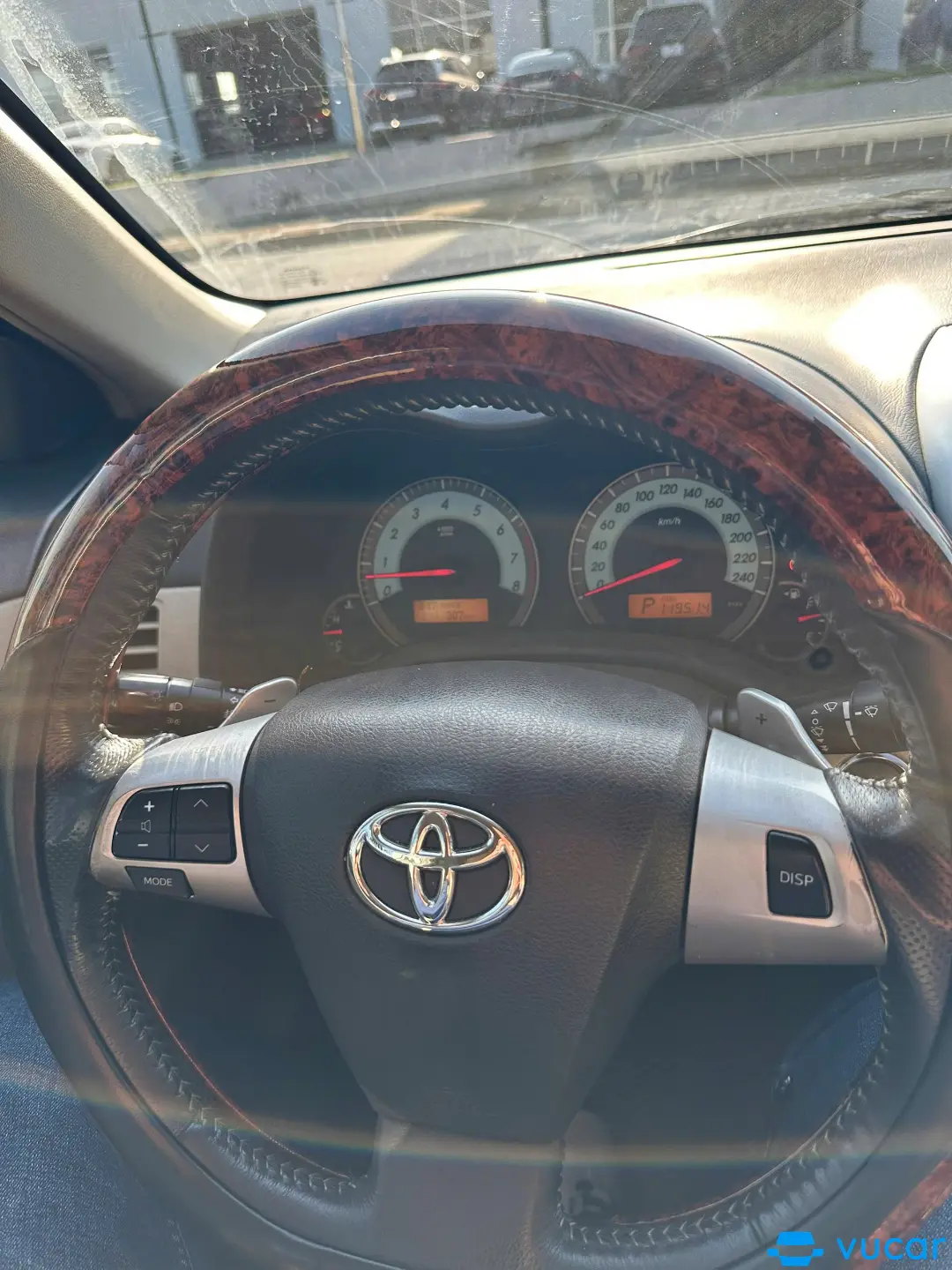 Altis 2012 - Nội thất 7