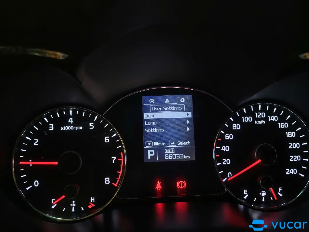 Kia k3 1.6 AT 2014 - Nội thất 1