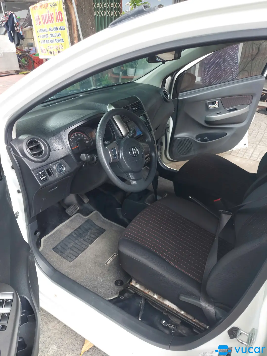 Toyota Wigo 1.2 AT 2021 - Nội thất 4