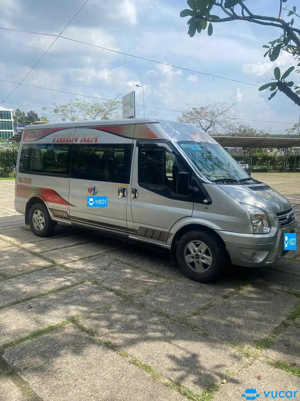 Ford Transit 16 chỗ 2019 - Ngoại thất 4