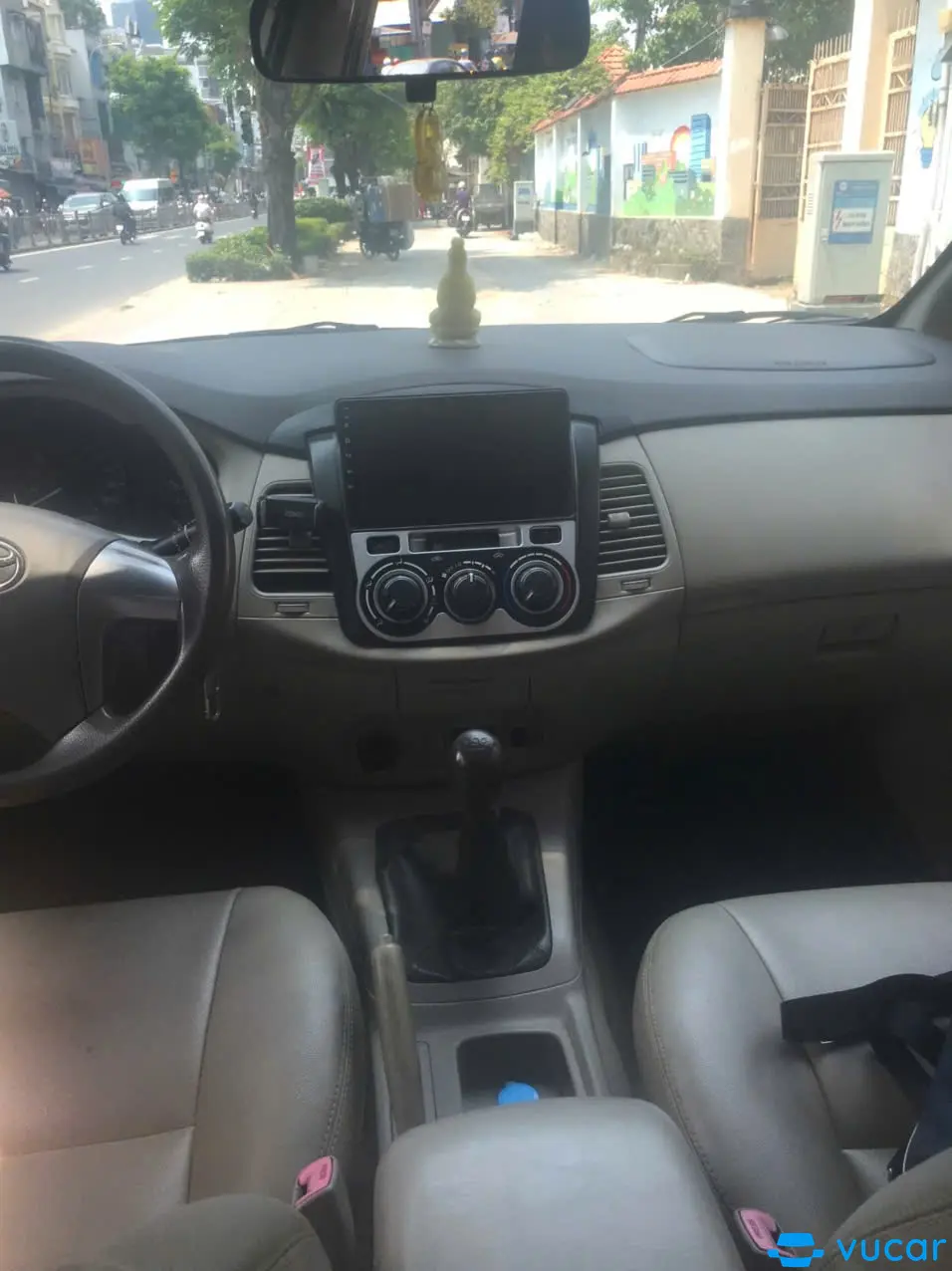 Toyota Innova 2.0E 2014 - Nội thất 2