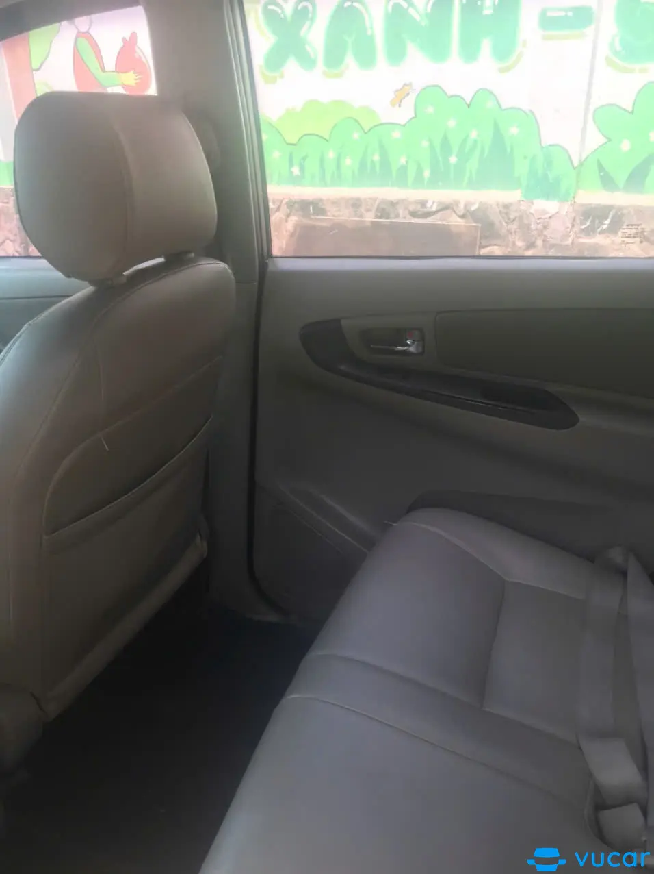 Toyota Innova 2.0E 2014 - Nội thất 1