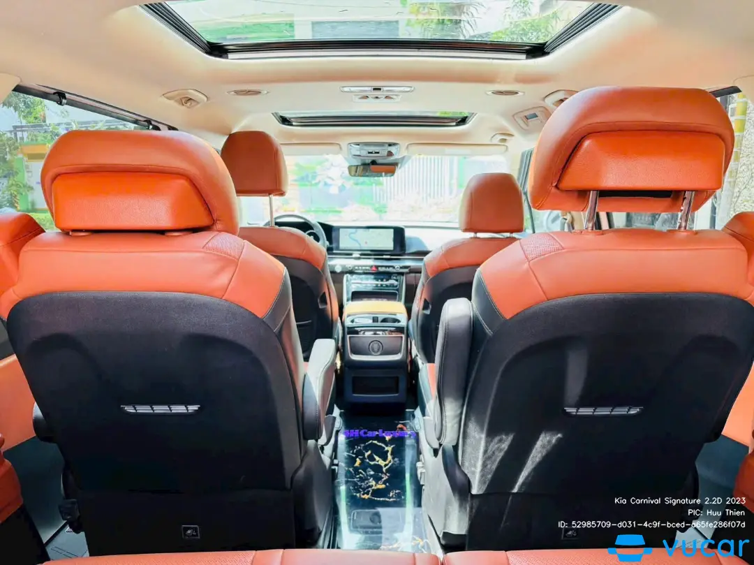 Kia Carnival Signature 2.2D 2023 - Nội thất 1