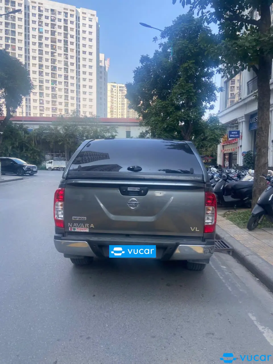 Nissan Navara VL 2.5 AT 4WD 2015 - Ngoại thất 1