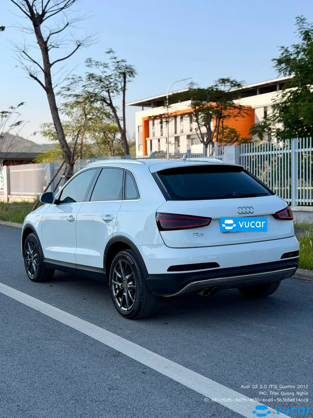 Audi Q3 2.0 TFSI Quattro 2012 - Ngoại thất 4
