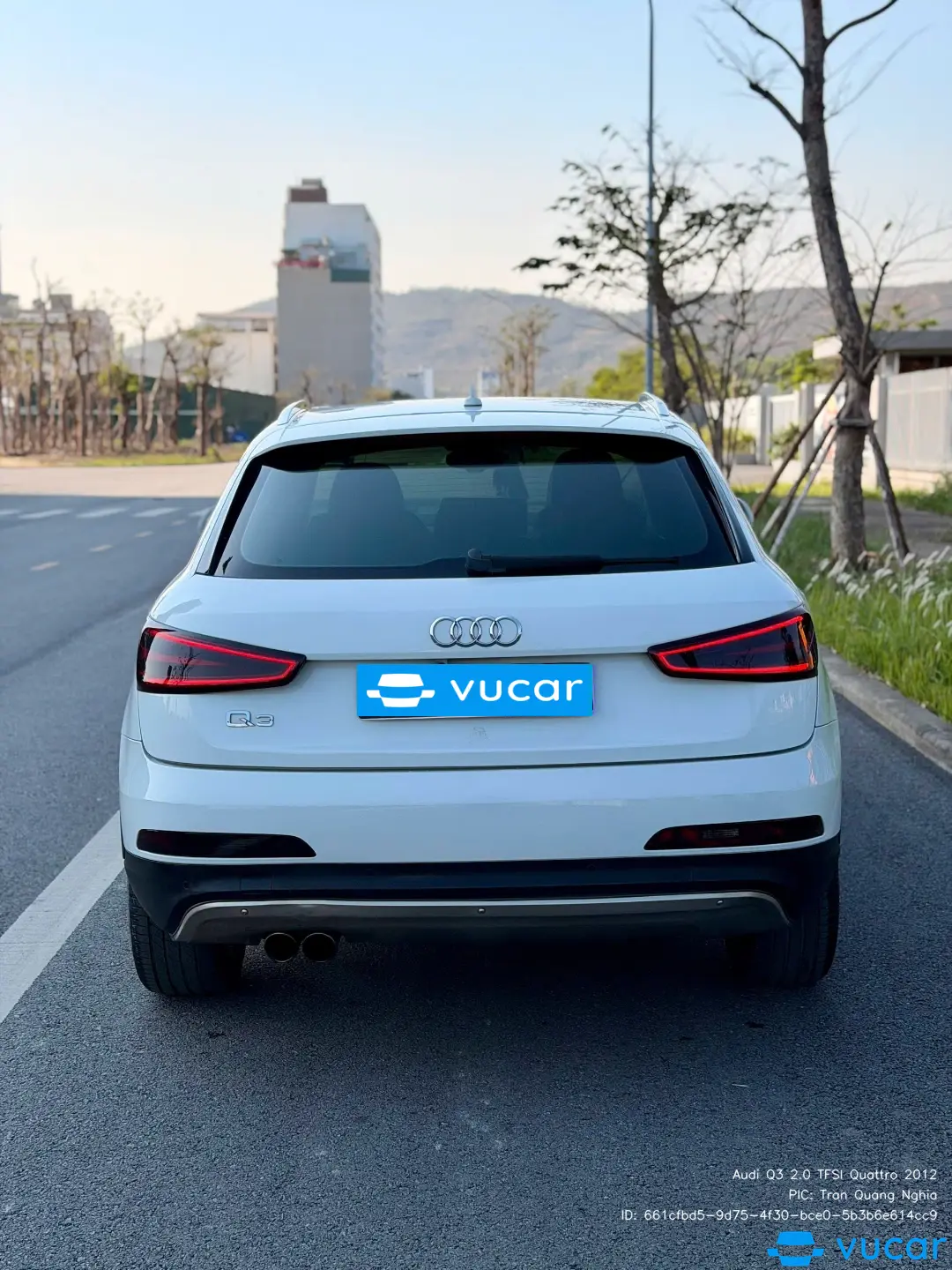 Audi Q3 2.0 TFSI Quattro 2012 - Ngoại thất 9