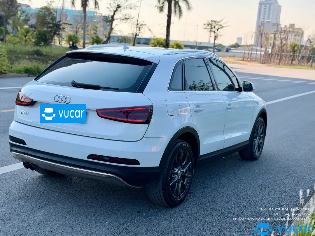 Audi Q3 2.0 TFSI Quattro 2012 - Ngoại thất 6