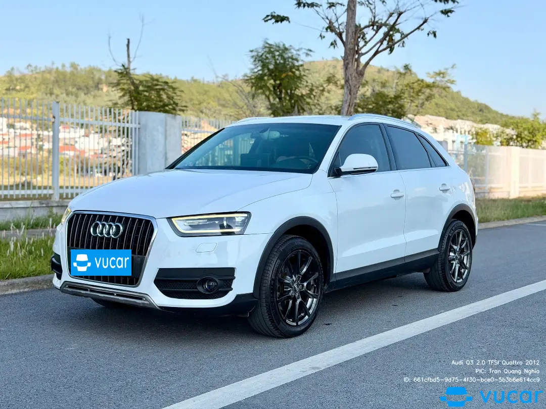 Audi Q3 2.0 TFSI Quattro 2012 - Ngoại thất 8