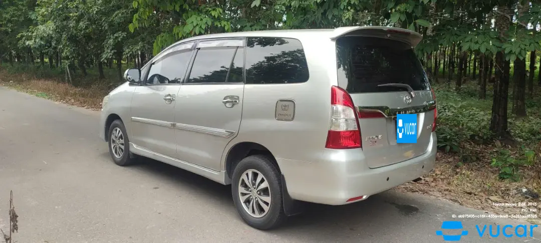 Toyota Innova 2.0E 2015 - Ngoại thất 2