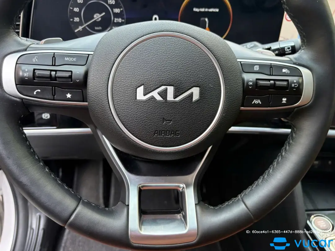 Kia Sportage 2.0 Signature Xăng 2025 - Nội thất 4