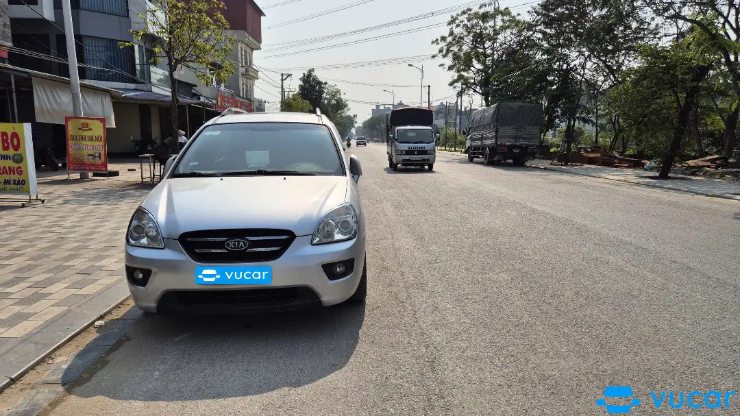 Kia Carens SX 2.0 AT 2010