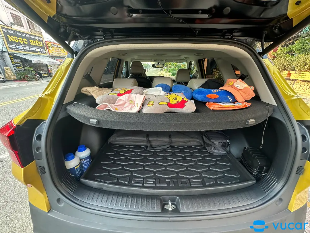 Kia Seltos Premium 1.6 AT 2022 - Nội thất 8