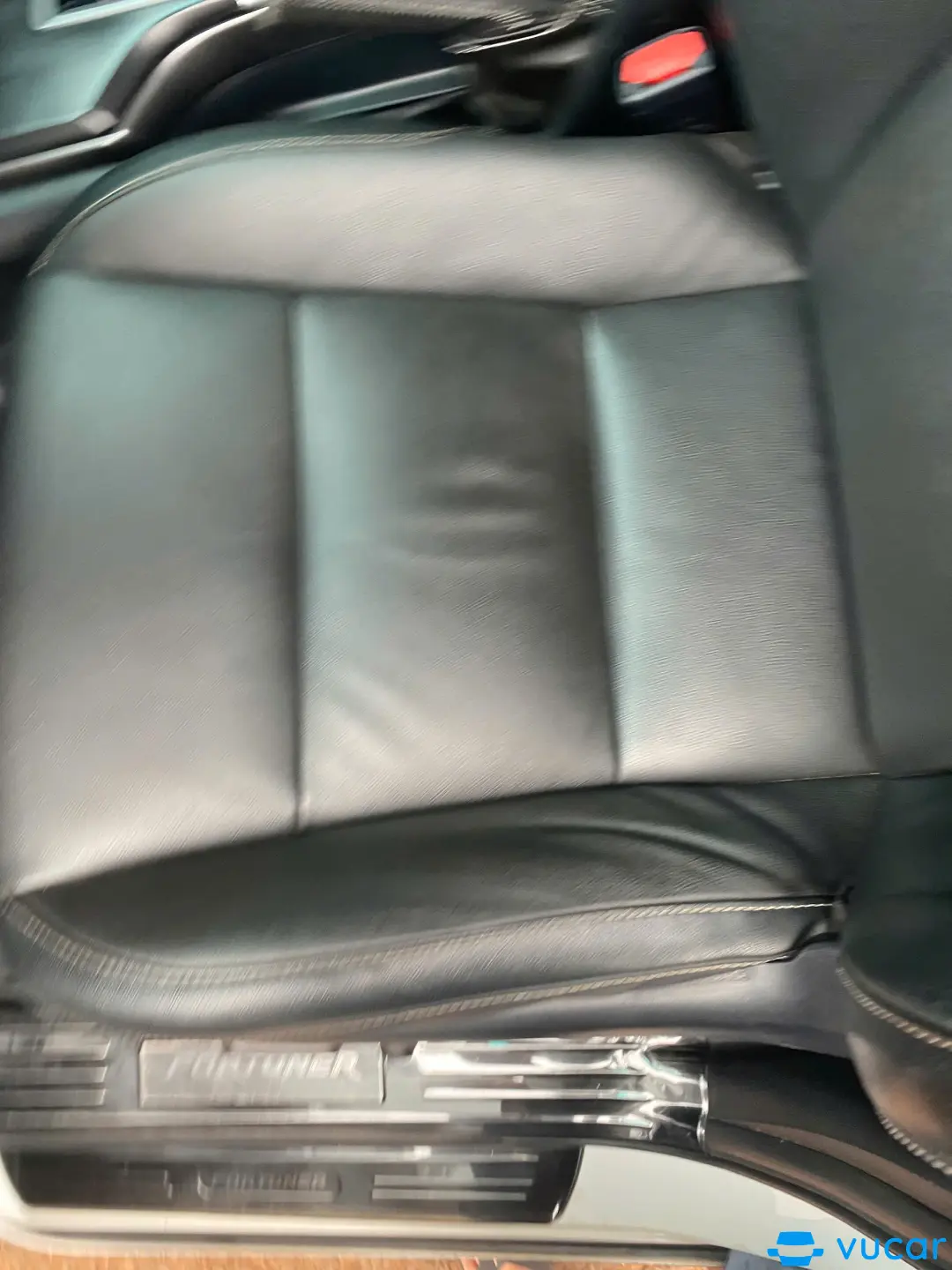 Toyota Fortuner 2.4L 4x2 AT 2022 - Nội thất 5