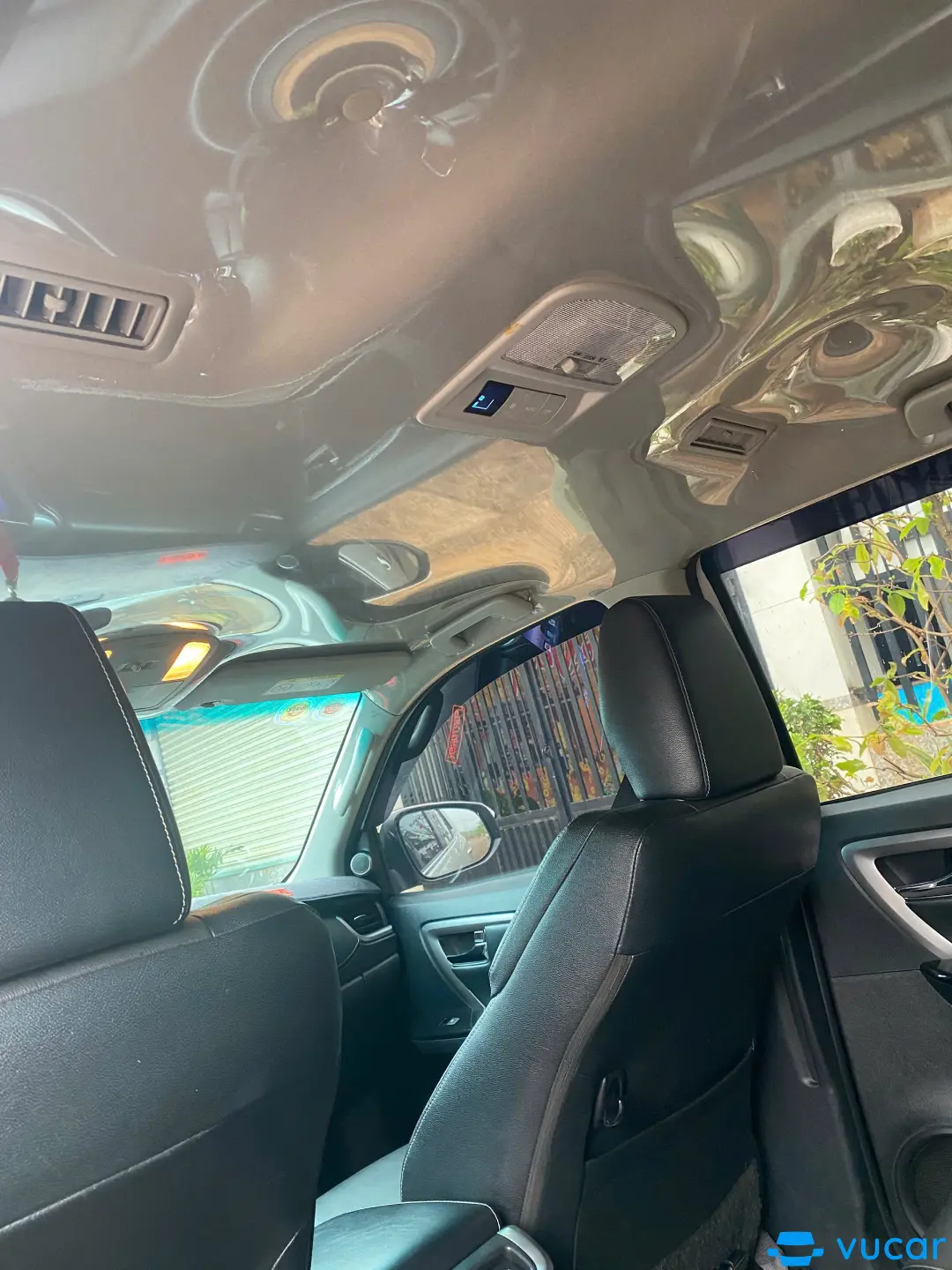 Toyota Fortuner 2.4L 4x2 AT 2022 - Nội thất 7