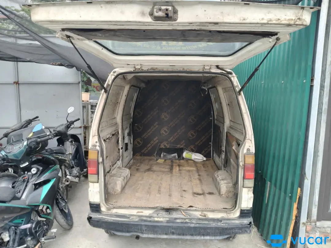 Suzuki Super carry van Blind Van 2009 - Khoang động cơ 1