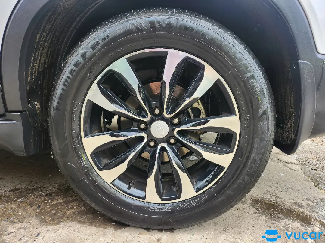 Kia Sorento GAT 2.4L 2WD 2013 - Ngoại thất 7