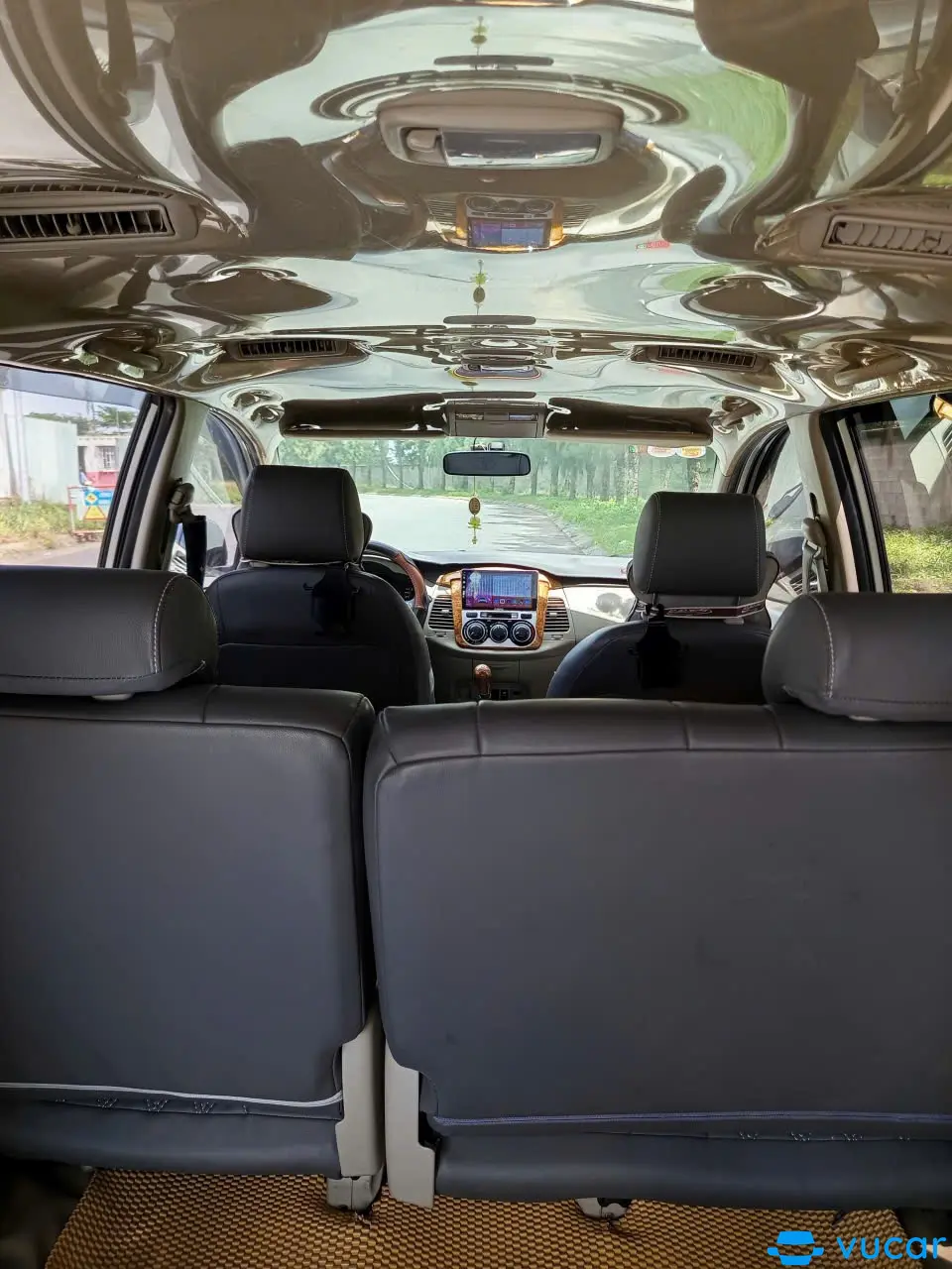 Toyota Innova 2.0E 2015 - Nội thất 4