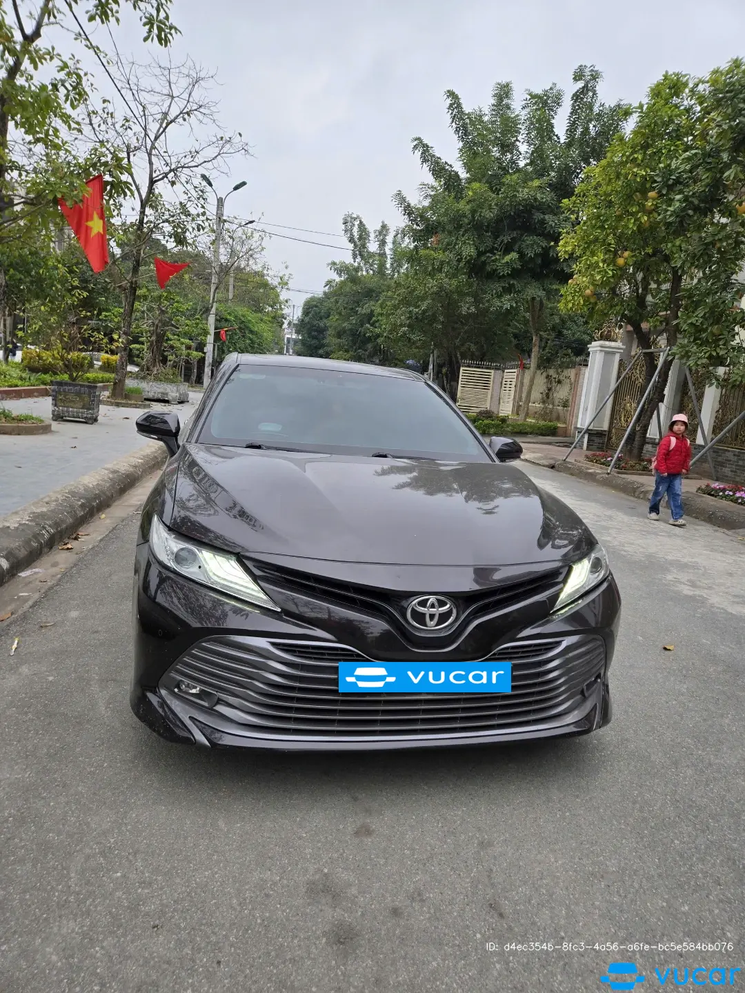 toyota Camry 2.5Q. . số 2020 - Ngoại thất 1