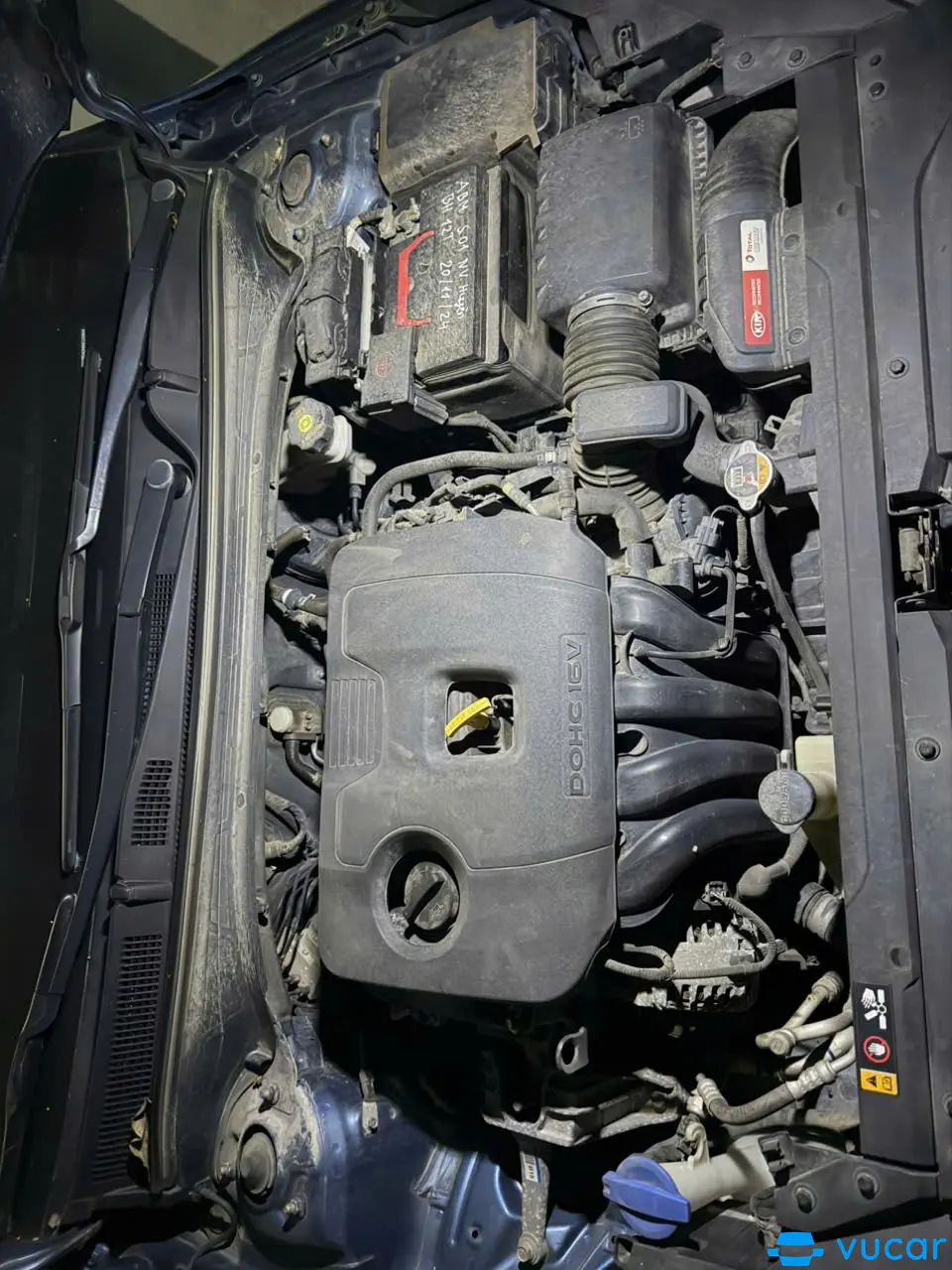 Kia Cerato 2.0 premium 2021 - Khoang động cơ 1
