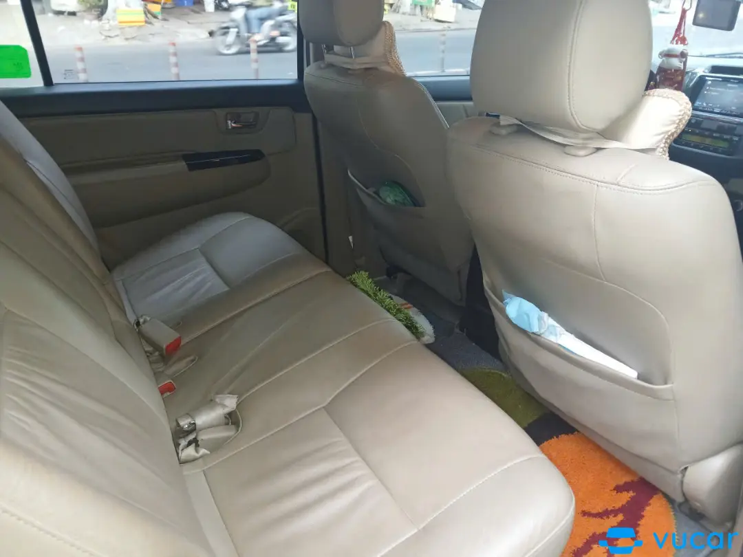 Toyota Fortuner 2016 - Nội thất 1