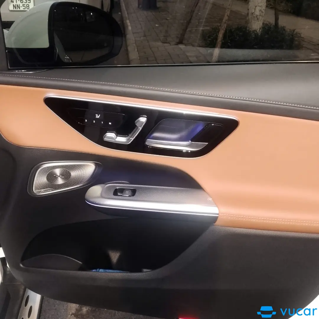 Mercedes Glc 300 4Matic 2023 - Nội thất 2
