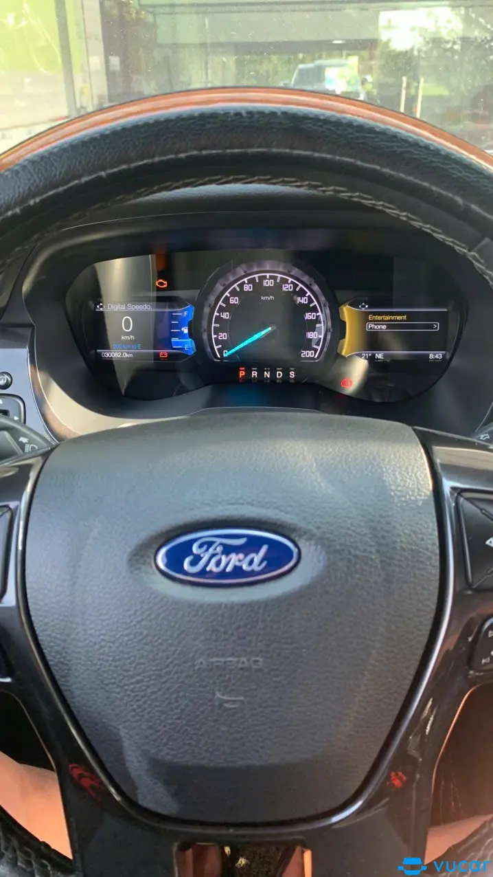 Ford Everest Titanium 2.0 AT 4x2 2019 - Nội thất 1