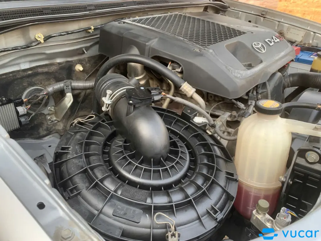 Toyota Hilux 2.5E 4x2 MT 2014 - Gầm & khung xe 1