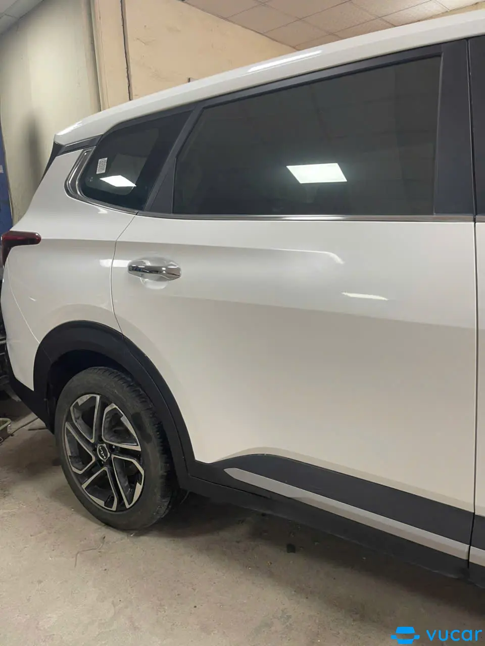Kia Carens 1.5 CVT 2023  - Ngoại thất 9