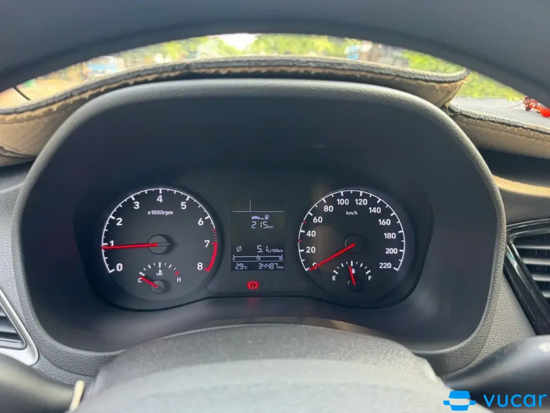 Hyundai Accent 1.4 MT Base 2020 - Nội thất 2