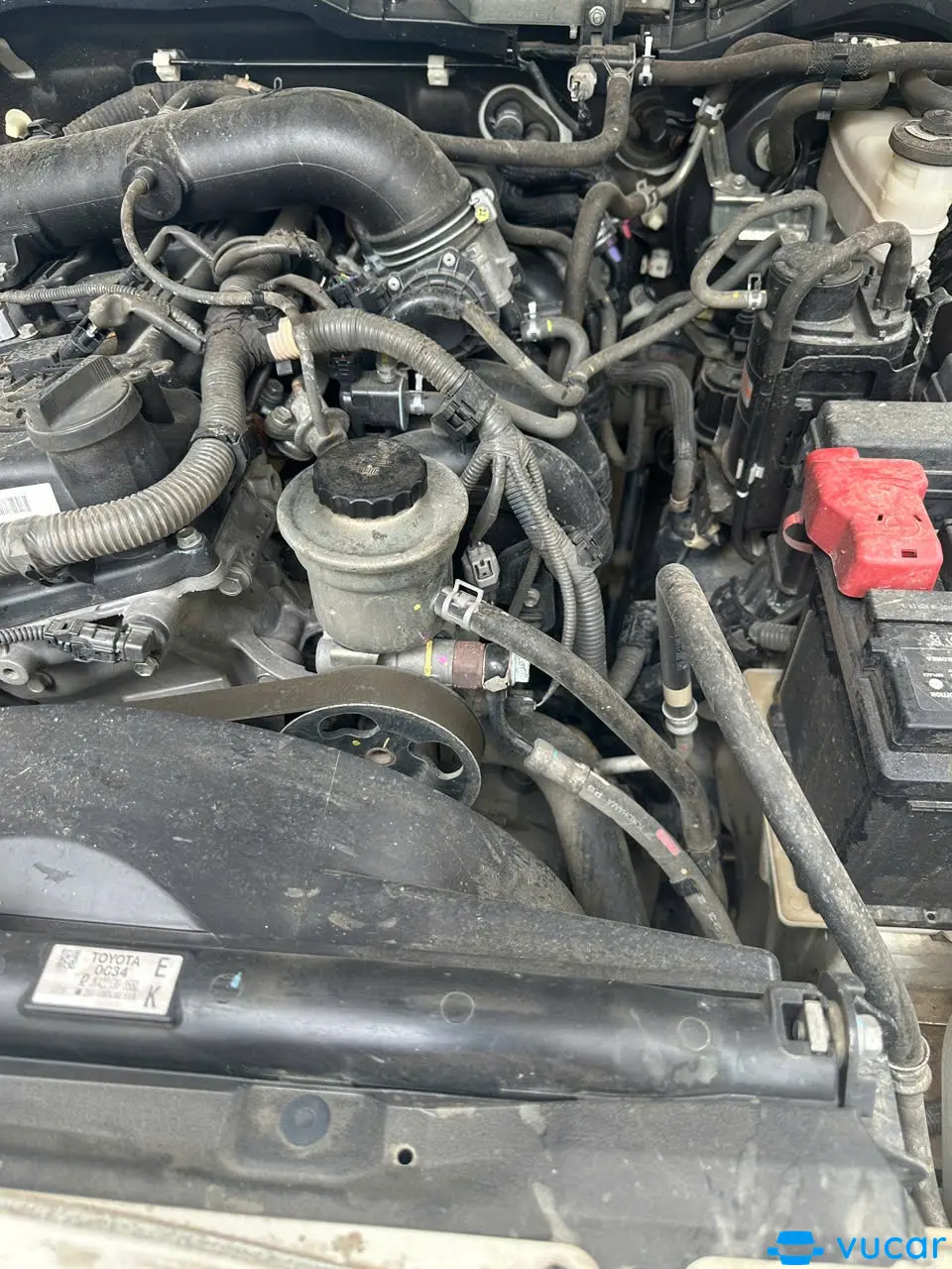 Toyota Fortuner 2.7V 4x2 AT 2017 - Khoang động cơ 5