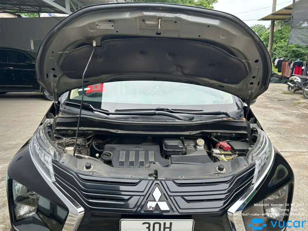 Mitsubishi Xpander SX MT 2021 - Khoang động cơ 4