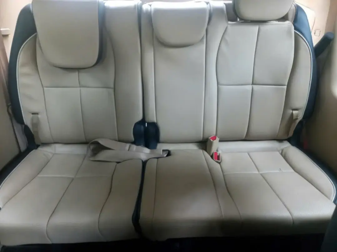 Kia Sedona  2016 - Nội thất 5