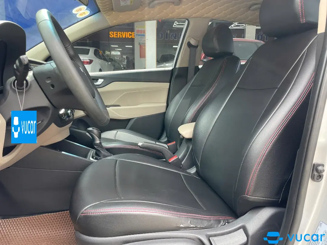 Hyundai Accent 1.4 AT 2019 - Nội thất 6