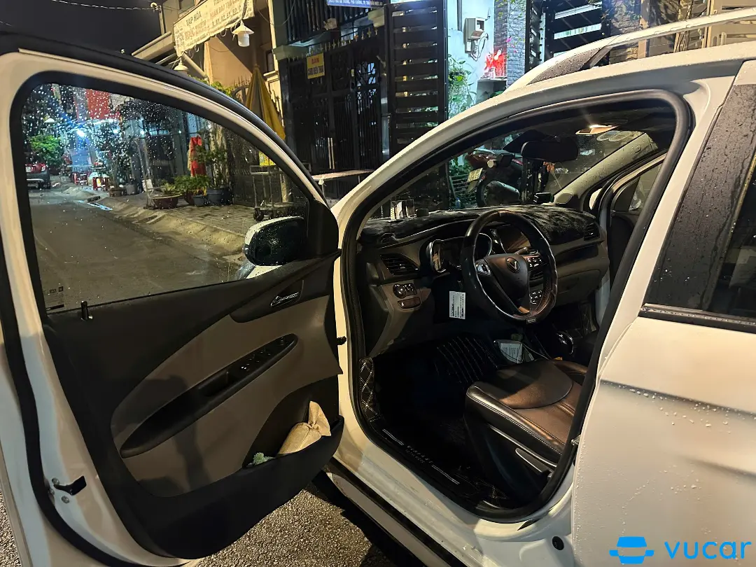 Vinfast Fadil 1.4 AT Premium 2021 - Nội thất 2